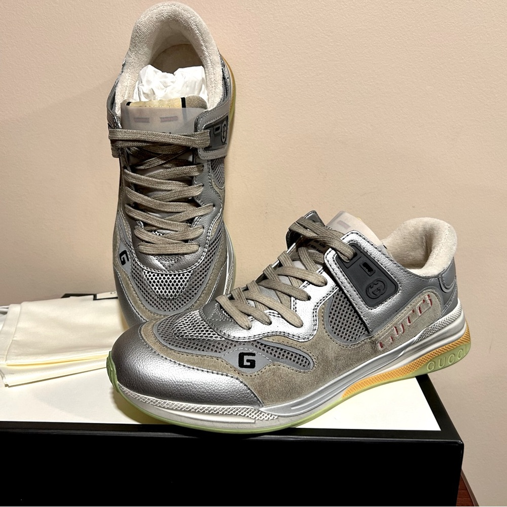 Gucci Ultrapace Metallic Leather, Suede, and fabric sneakers. - Picture 2 of 7
